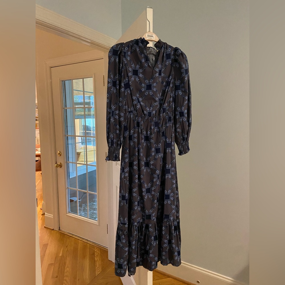 Universal Threads MIDI Dress